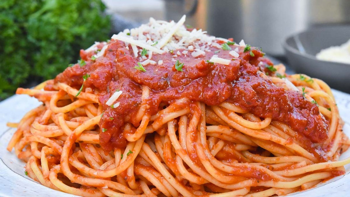 Spaghetti là một trong những món ăn không thể thiếu trong thực đơn của người Ý