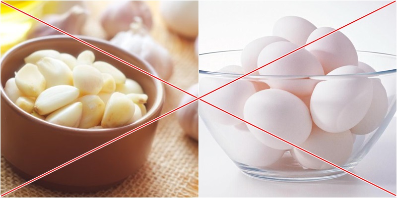 Trứng và tỏi kết hợp sẽ dễ làm cơ thể bị đầy hơi