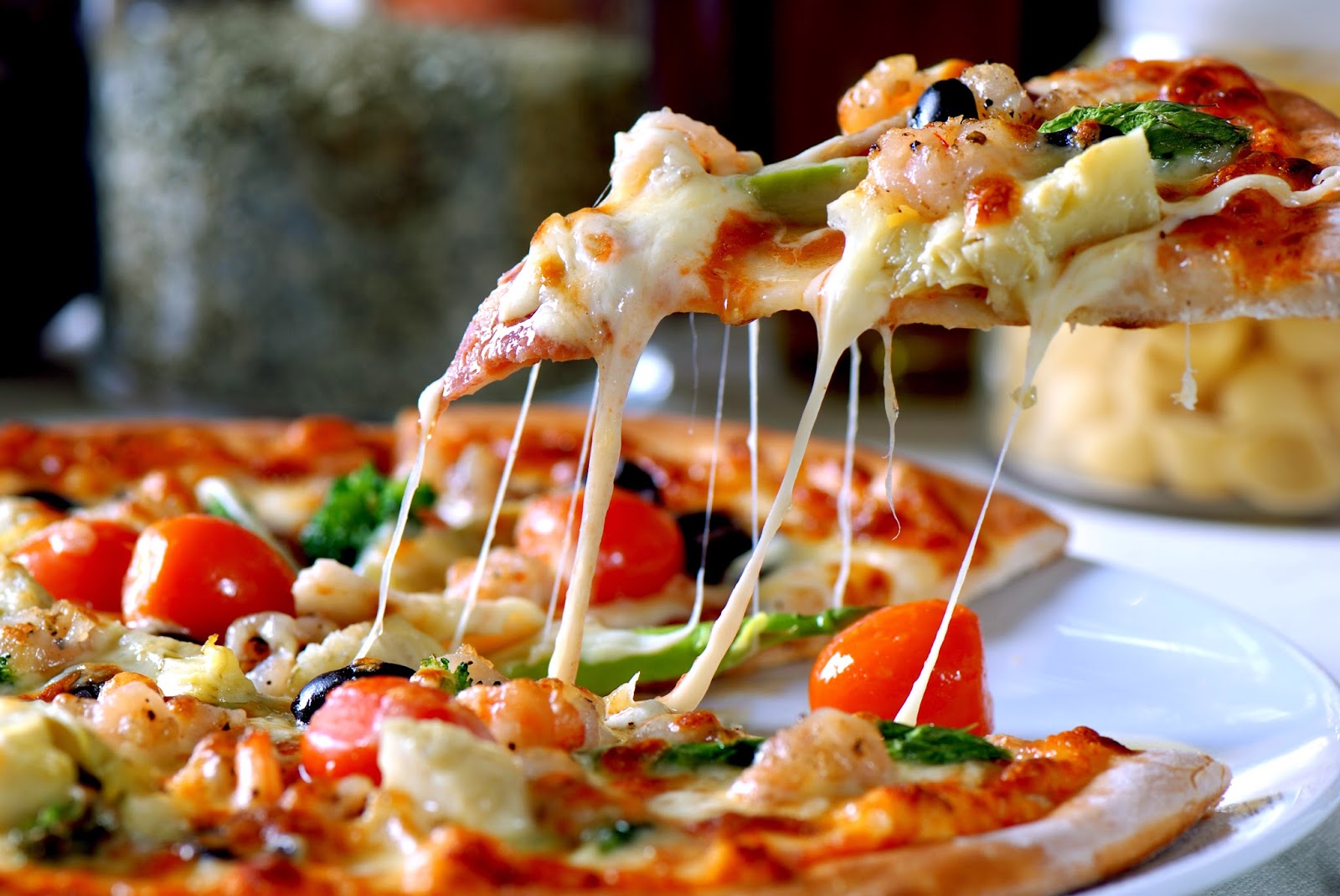 Ở Ý, Pizza là món ăn phổ biến