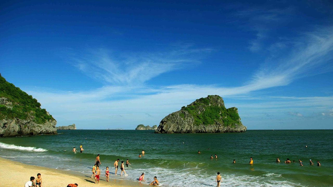 Quần đảo Bà Lụa có nhiều bãi tắm đẹp